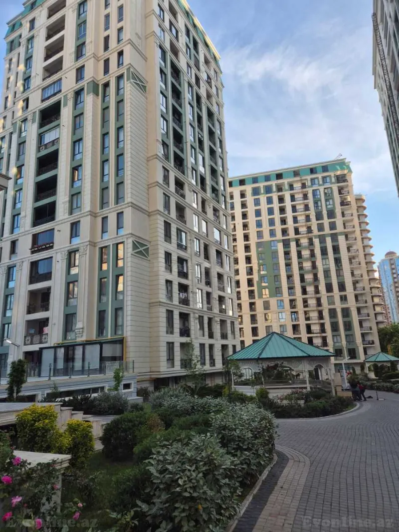 3 otaqlı Mənzil 143 m² Nərimanov r. Satılır