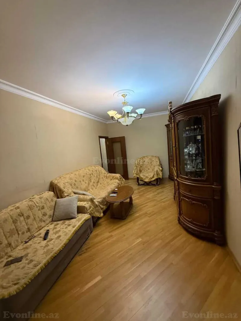 Satılır 4 otaqlı Mənzil Köhnə tikili 110 m² Əhmədli m. - şəkil 6