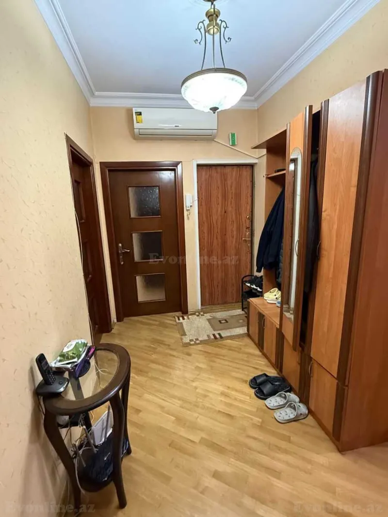 Satılır 4 otaqlı Mənzil Köhnə tikili 110 m² Əhmədli m. - şəkil 15