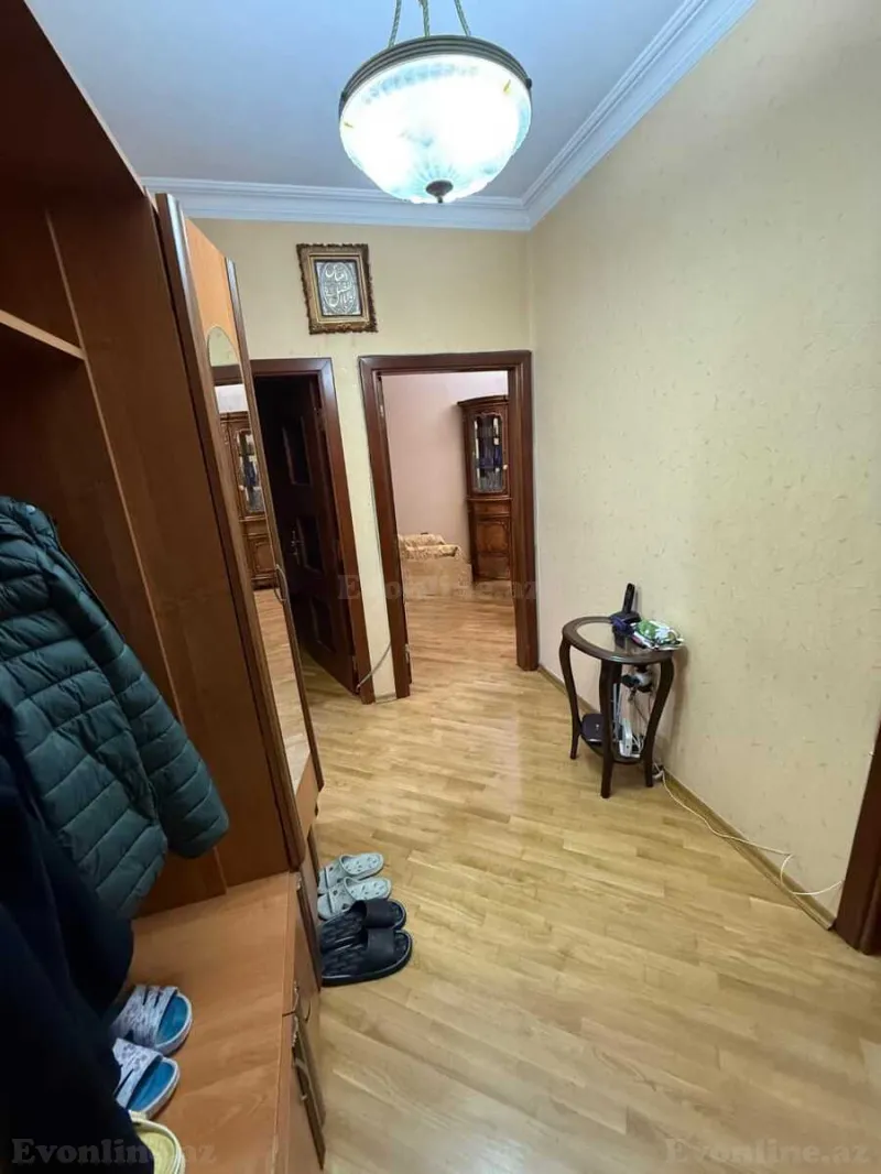 Satılır 4 otaqlı Mənzil Köhnə tikili 110 m² Əhmədli m. - şəkil 26