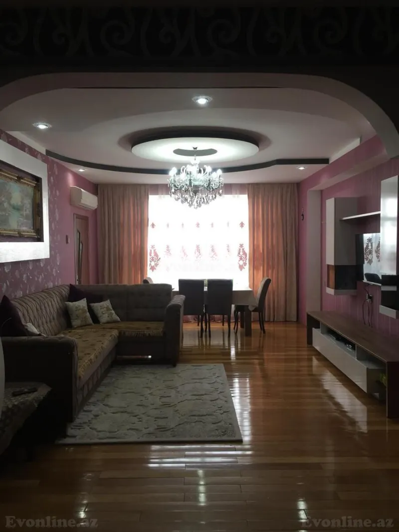 3 otaqlı Mənzil 110 m² Xalqlar Dostluğu m. Satılır