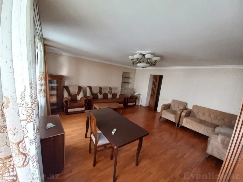 Satılır 3 otaqlı Mənzil Köhnə tikili 75 m² İçərişəhər m. - şəkil 4
