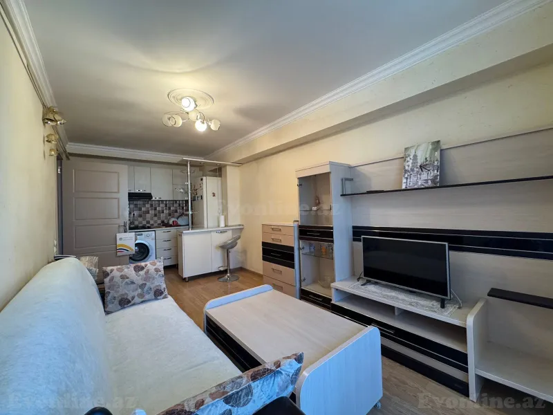 Kirayə verilir 2 otaqlı Mənzil Köhnə tikili 48 m² Gənclik m.