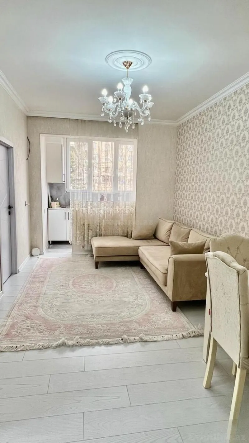 Satılır 2 otaqlı Mənzil Köhnə tikili 57 m² Nəsimi m. - şəkil 2
