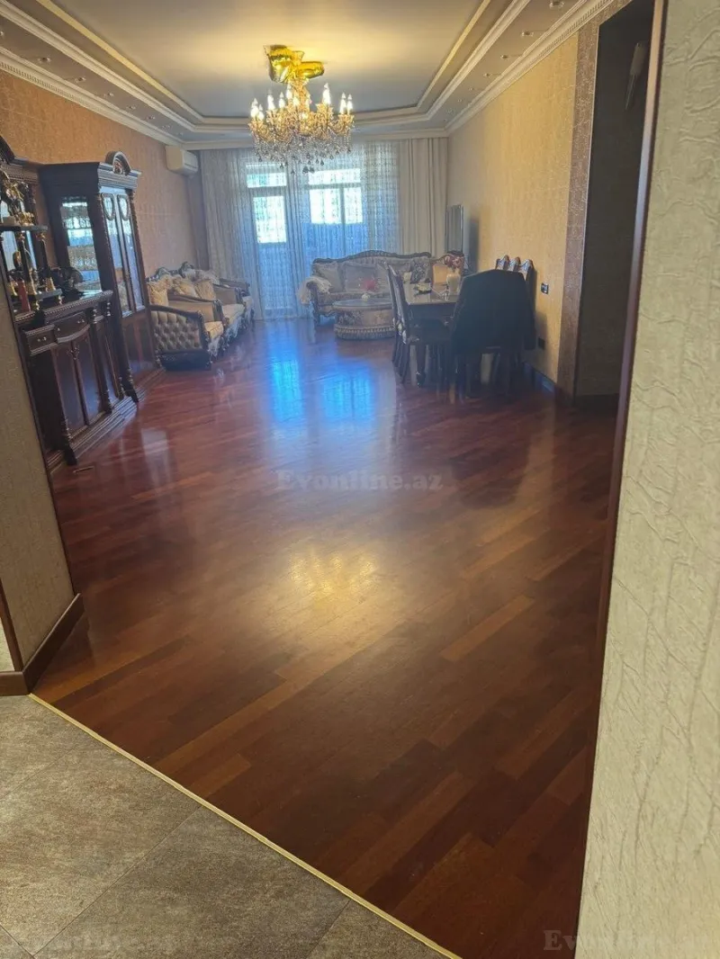 Satılır 4 otaqlı Mənzil Yeni tikili 180 m² Nəsimi r.