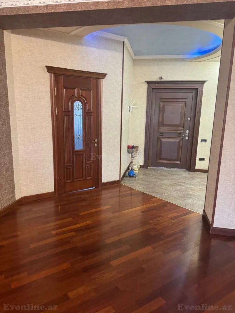 Satılır 4 otaqlı Mənzil Yeni tikili 180 m² Nəsimi r. - şəkil 5