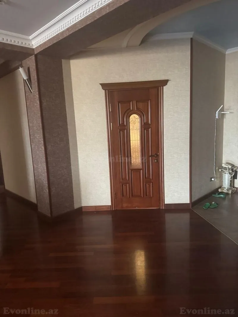 Satılır 4 otaqlı Mənzil Yeni tikili 180 m² Nəsimi r. - şəkil 6