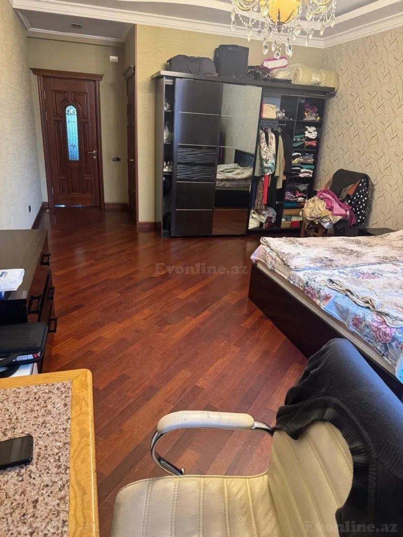 Satılır 4 otaqlı Mənzil Yeni tikili 180 m² Nəsimi r. - şəkil 14