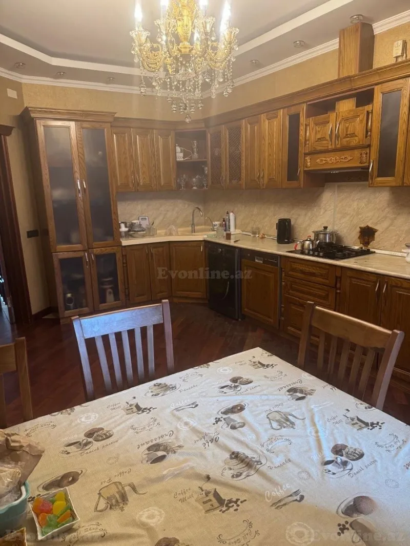 Satılır 4 otaqlı Mənzil Yeni tikili 180 m² Nəsimi r. - şəkil 18