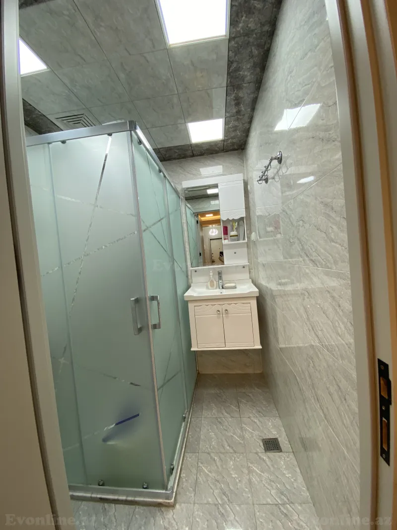 Satılır 4 otaqlı Mənzil Yeni tikili 120 m² Q.Qarayev pr. - şəkil 18