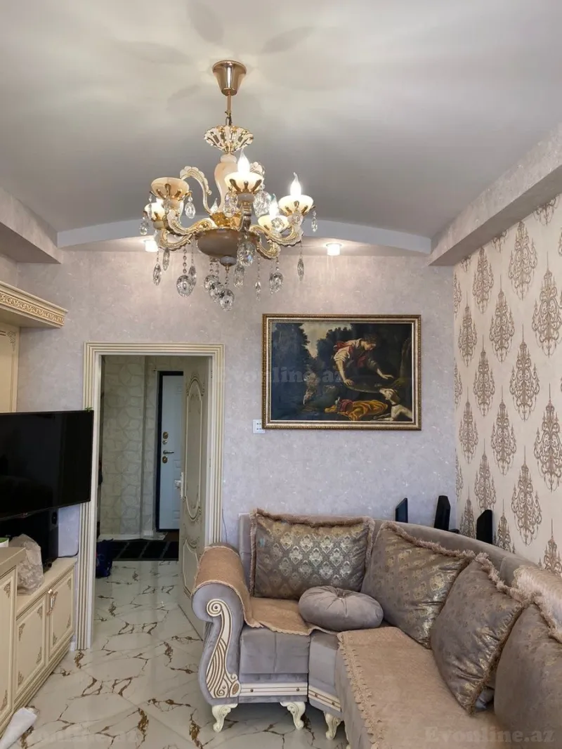 3 otaqlı Mənzil 72 m² Xətai r. Satılır