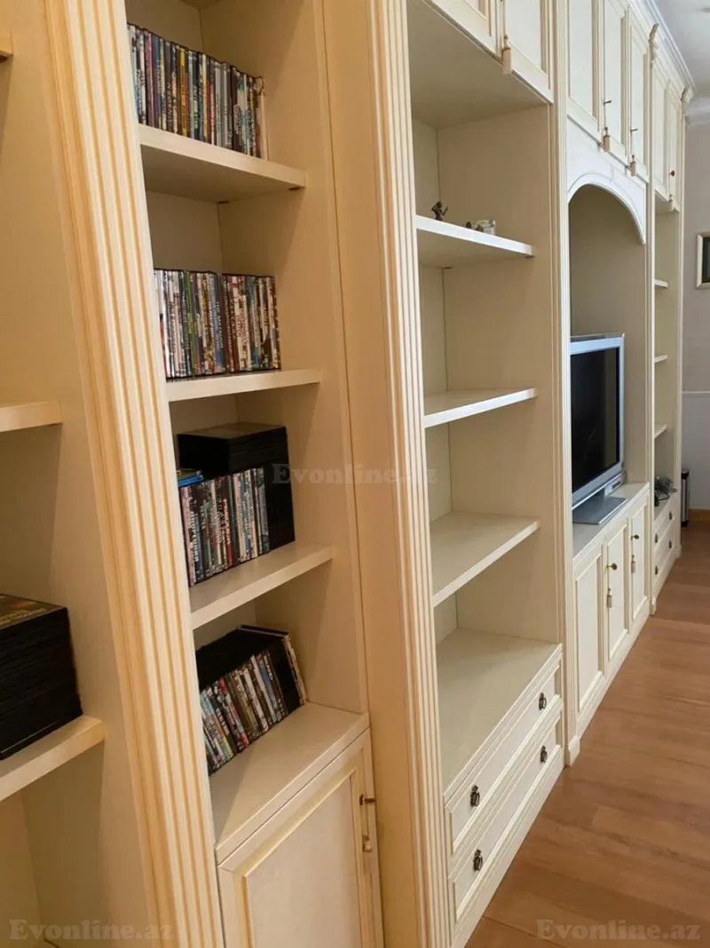 Kirayə verilir 3 otaqlı Mənzil Yeni tikili 220 m² Sahil m. - şəkil 8
