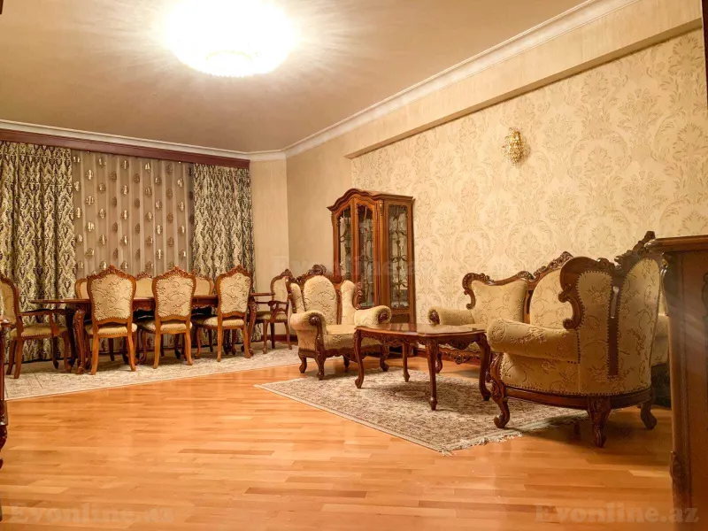 Satılır 4 otaqlı Mənzil Yeni tikili 186 m² Həzi Aslanov m.