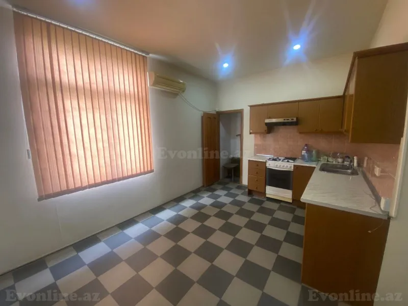 Satılır 3 otaqlı Mənzil Köhnə tikili 105 m² Sahil m. - şəkil 5
