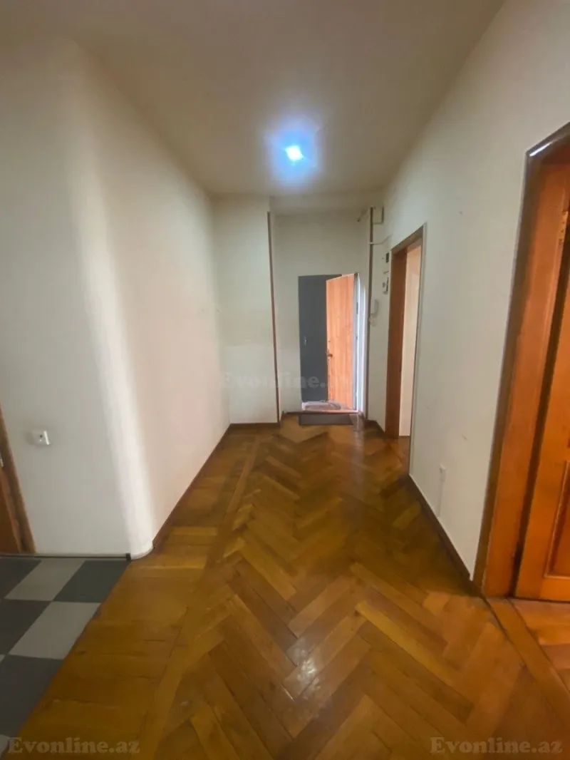 Satılır 3 otaqlı Mənzil Köhnə tikili 105 m² Sahil m. - şəkil 7
