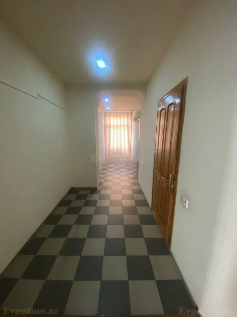 Satılır 3 otaqlı Mənzil Köhnə tikili 105 m² Sahil m. - şəkil 9