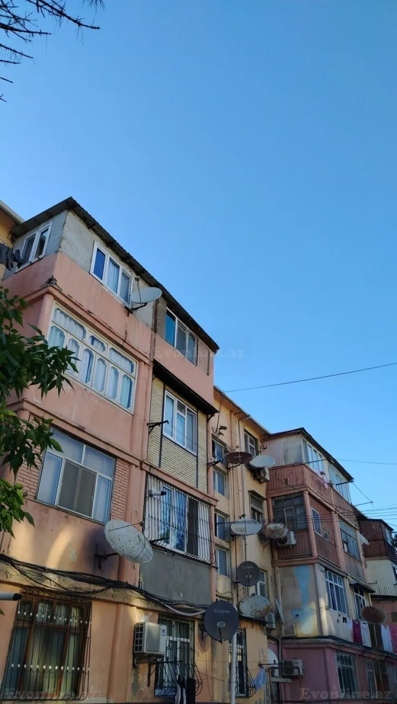 Satılır 2 otaqlı Mənzil Köhnə tikili 33 m² Xırdalan