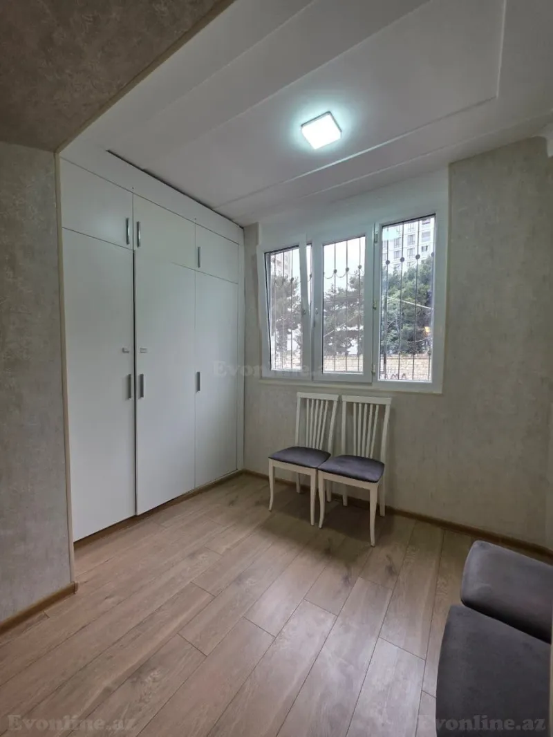 Satılır 2 otaqlı Mənzil Köhnə tikili 55 m² Elmlər Akademiyası m. - şəkil 5