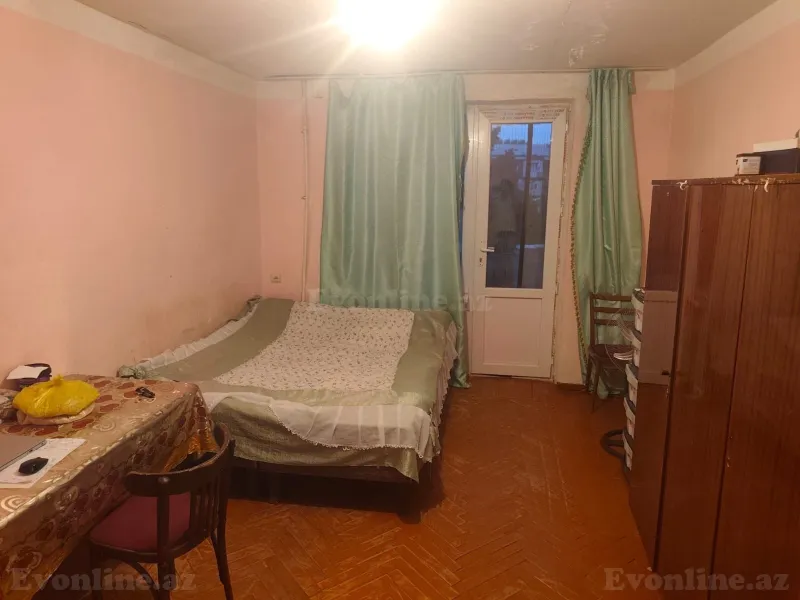 Kirayə verilir 1 otaqlı Mənzil Köhnə tikili 35 m² Neftçilər m. - şəkil 2