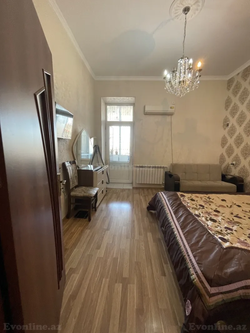 Satılır 3 otaqlı Mənzil Köhnə tikili 70 m² Bayıl - şəkil 4