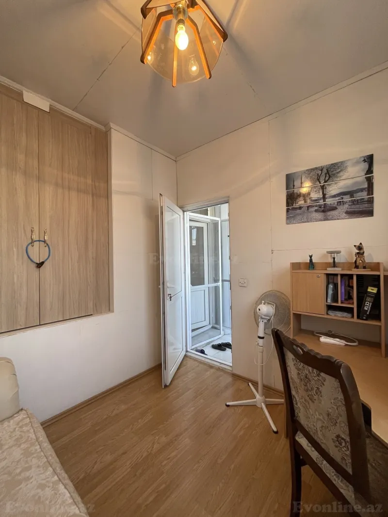 Satılır 3 otaqlı Mənzil Köhnə tikili 70 m² Bayıl - şəkil 9