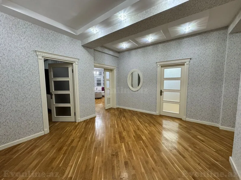 Kirayə verilir 4 otaqlı Mənzil Yeni tikili 200 m² Nərimanov r. - şəkil 16