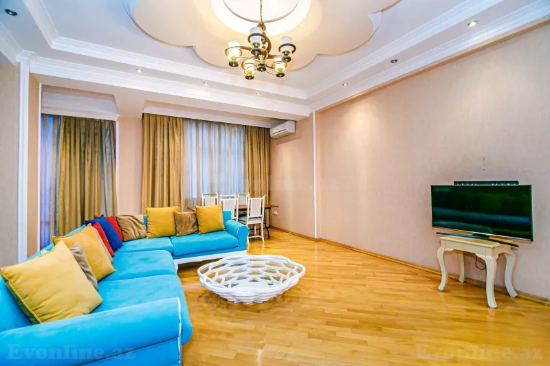 Kirayə verilir 2 otaqlı Mənzil Yeni tikili 120 m² 28 May m. - şəkil 5
