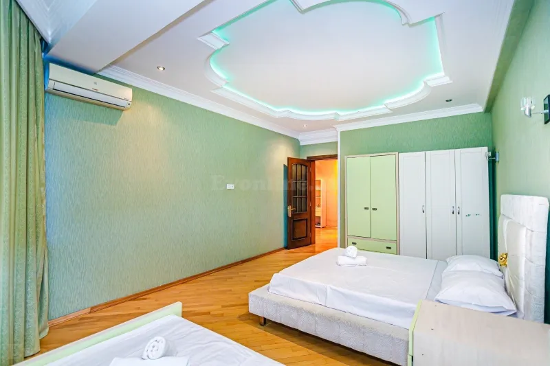 Kirayə verilir 2 otaqlı Mənzil Yeni tikili 120 m² 28 May m. - şəkil 13