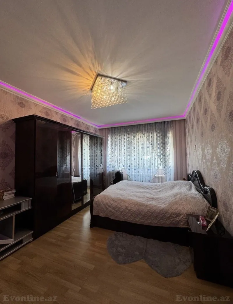 Satılır 4 otaqlı Mənzil Köhnə tikili 100 m² İnşaatçılar m. - şəkil 4