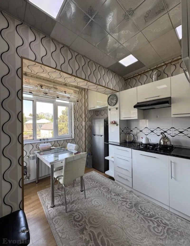 Satılır 4 otaqlı Mənzil Köhnə tikili 100 m² İnşaatçılar m. - şəkil 11