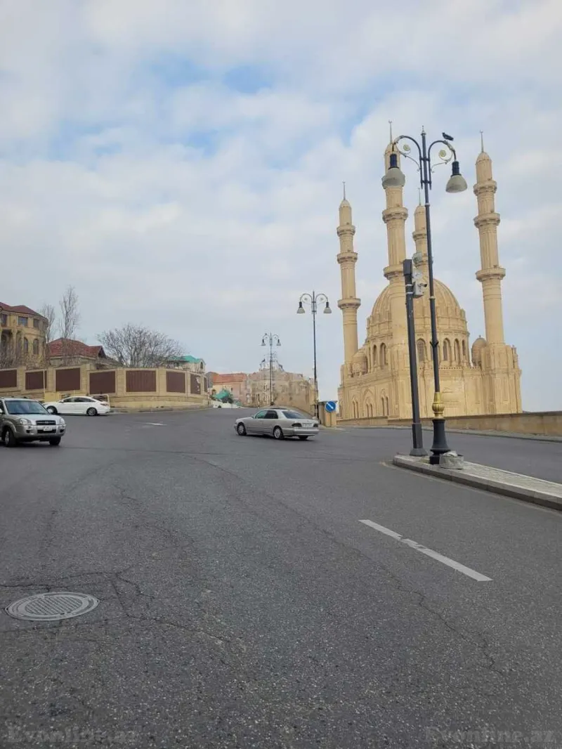 Satılır 12 otaqlı Həyət evi 500 m² 9-cu mikrorayon - şəkil 25