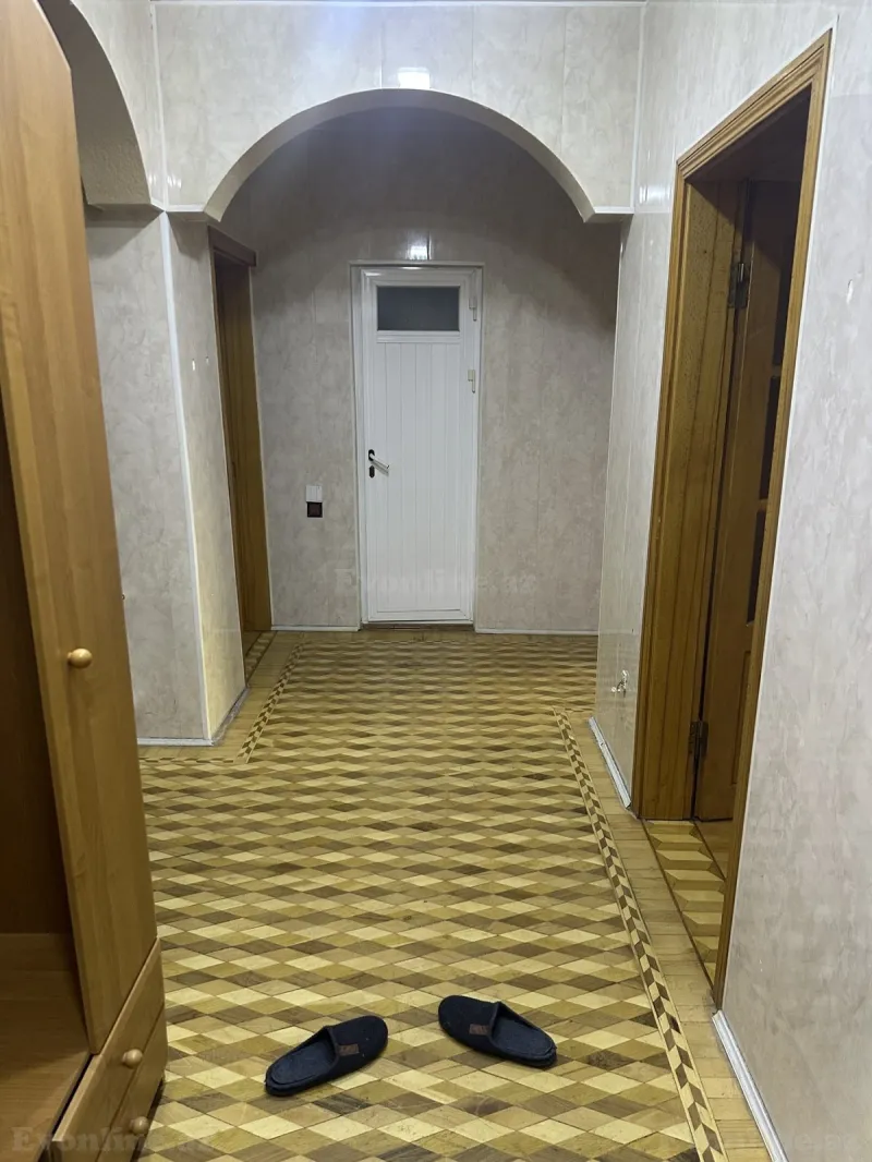 Kirayə verilir 3 otaqlı Mənzil Köhnə tikili 90 m² Gənclik m. - şəkil 9