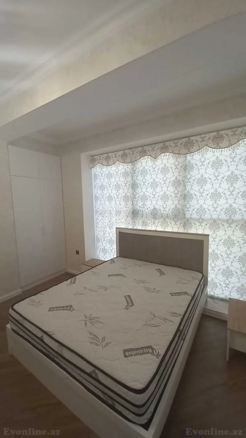 Kirayə verilir 3 otaqlı Mənzil Yeni tikili 130 m² 28 May m. - şəkil 7