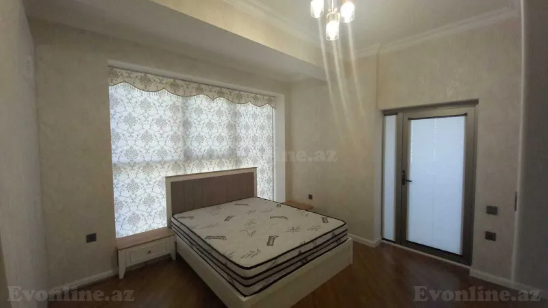 Kirayə verilir 3 otaqlı Mənzil Yeni tikili 130 m² 28 May m. - şəkil 8