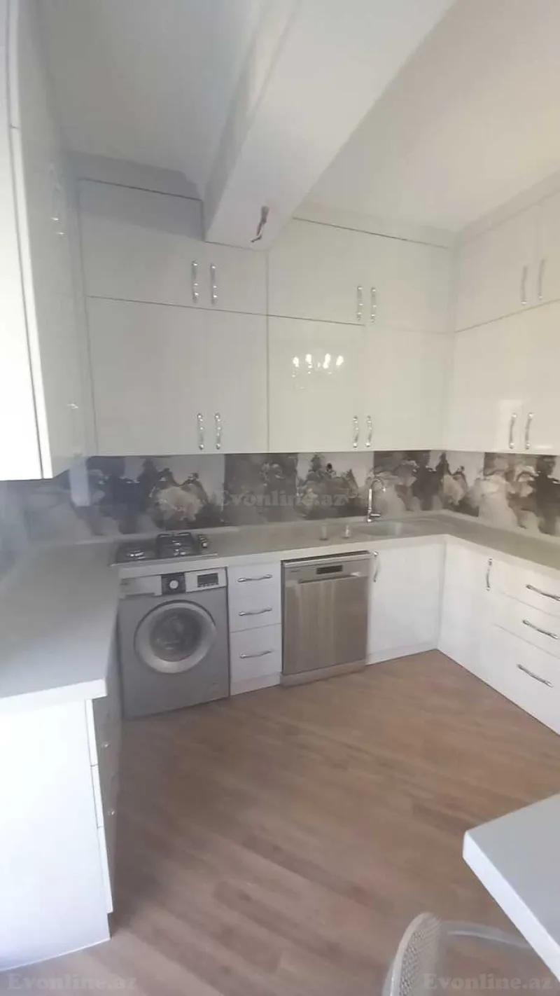 Kirayə verilir 3 otaqlı Mənzil Yeni tikili 130 m² 28 May m. - şəkil 13