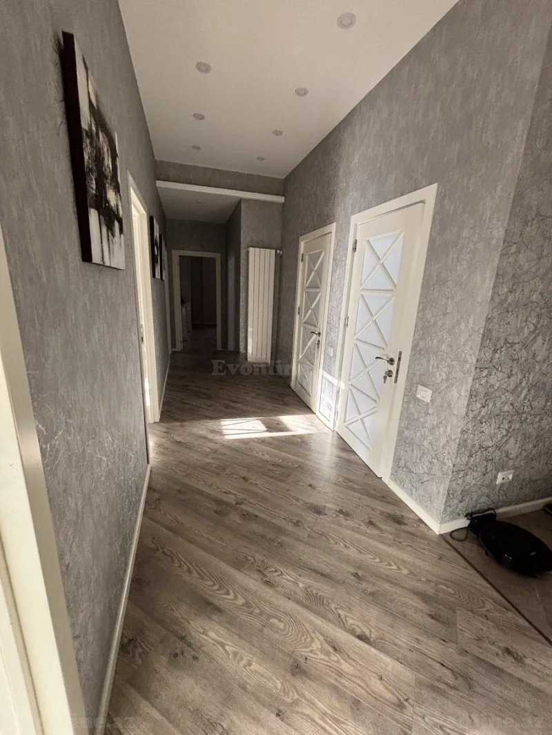 Satılır 3 otaqlı Mənzil Yeni tikili 124 m² 8 Noyabr m. - şəkil 16