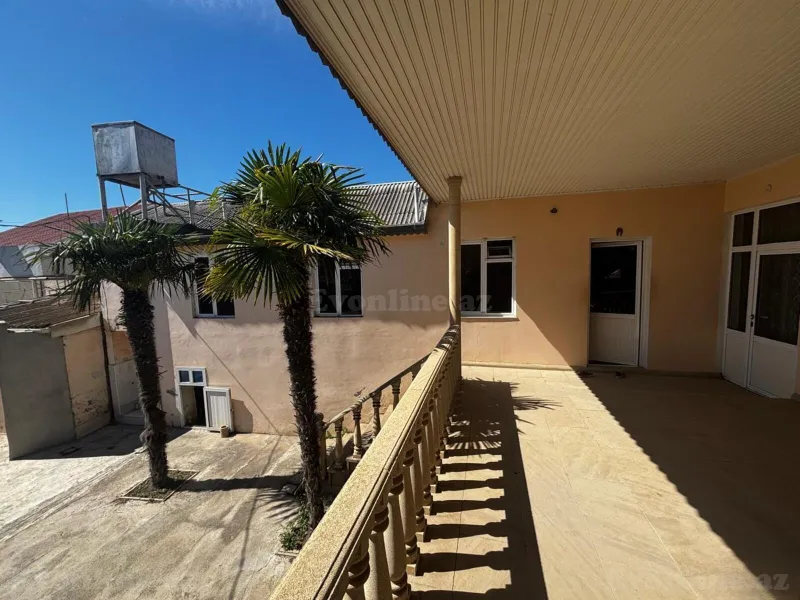Satılır 6 otaqlı Həyət evi 300 m² Əmircan - şəkil 2