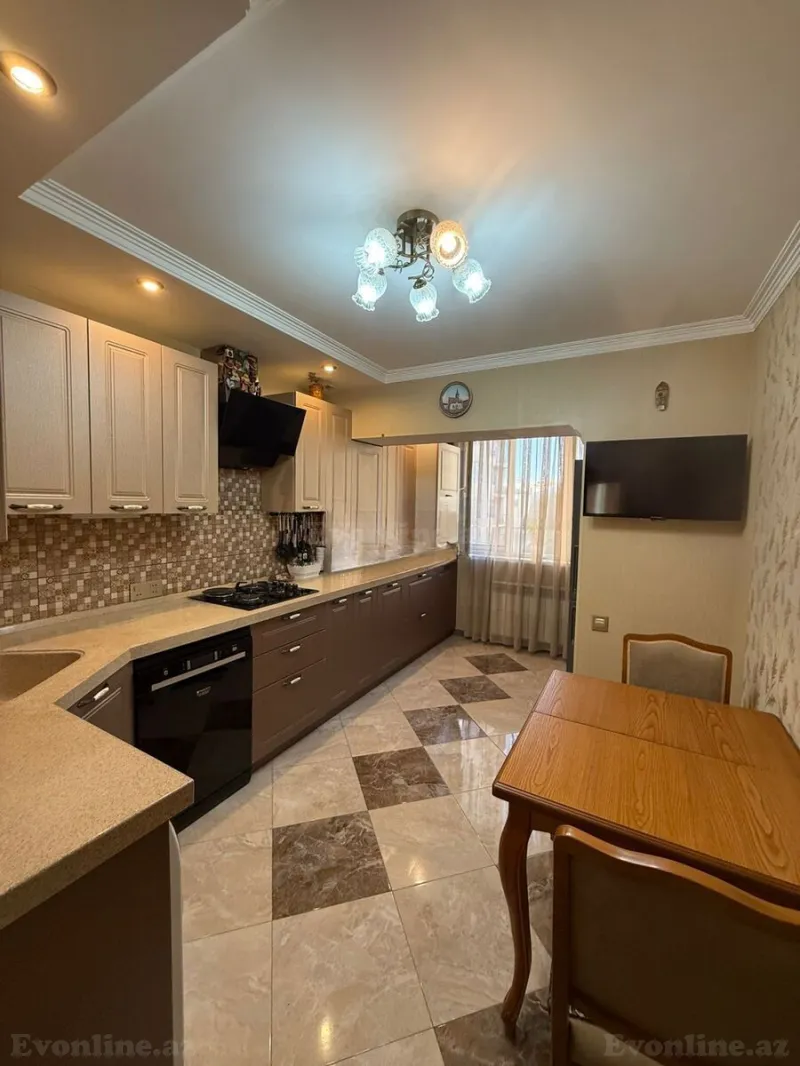 Kirayə verilir 3 otaqlı Mənzil Köhnə tikili 80 m² 28 May m. - şəkil 8