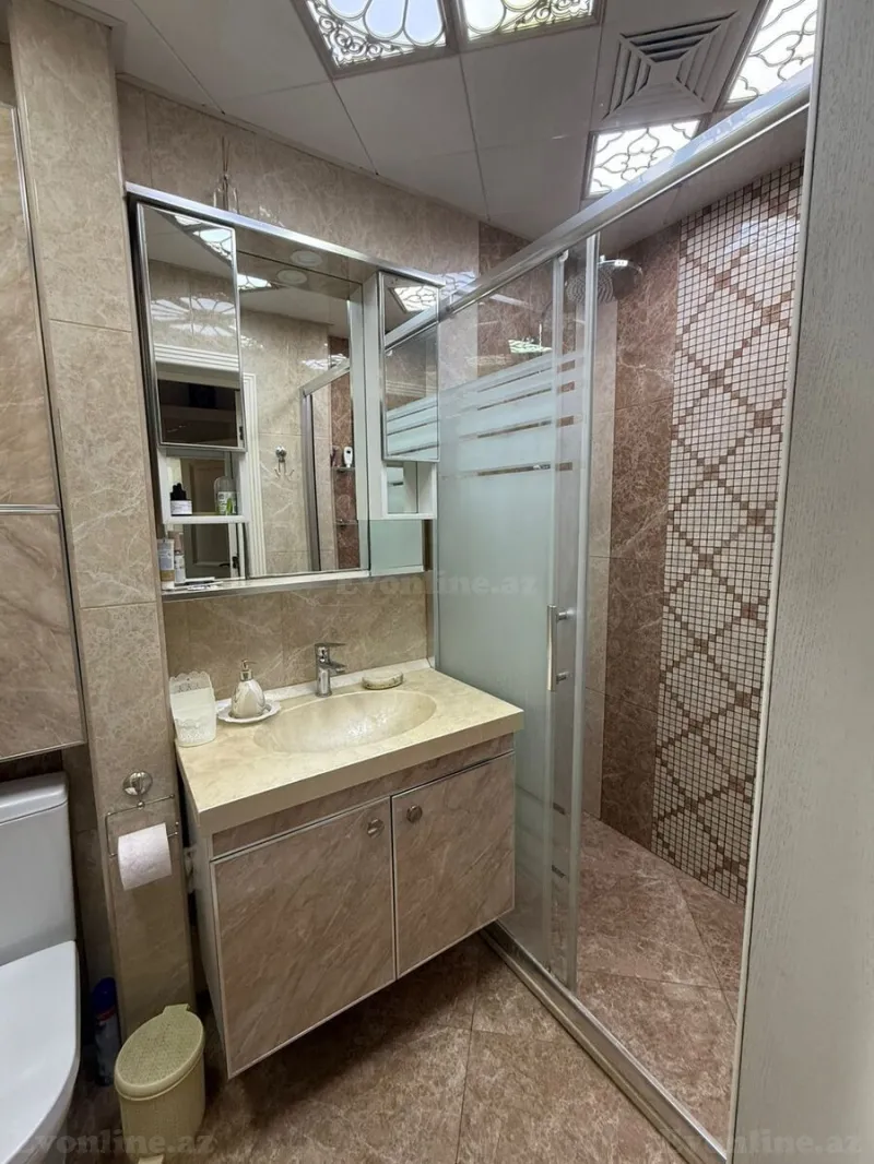 Kirayə verilir 3 otaqlı Mənzil Köhnə tikili 80 m² 28 May m. - şəkil 12