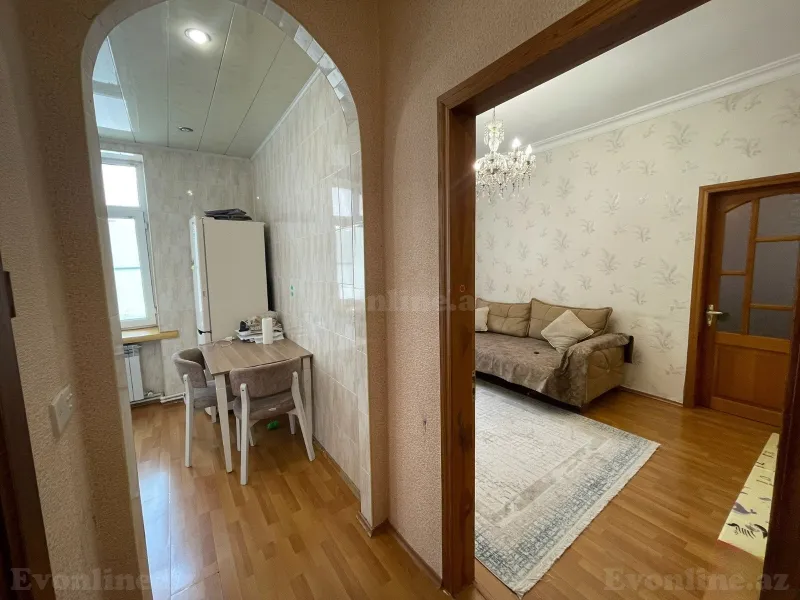 Satılır 2 otaqlı Mənzil Köhnə tikili 60 m² Nəriman Nərimanov m. - şəkil 6