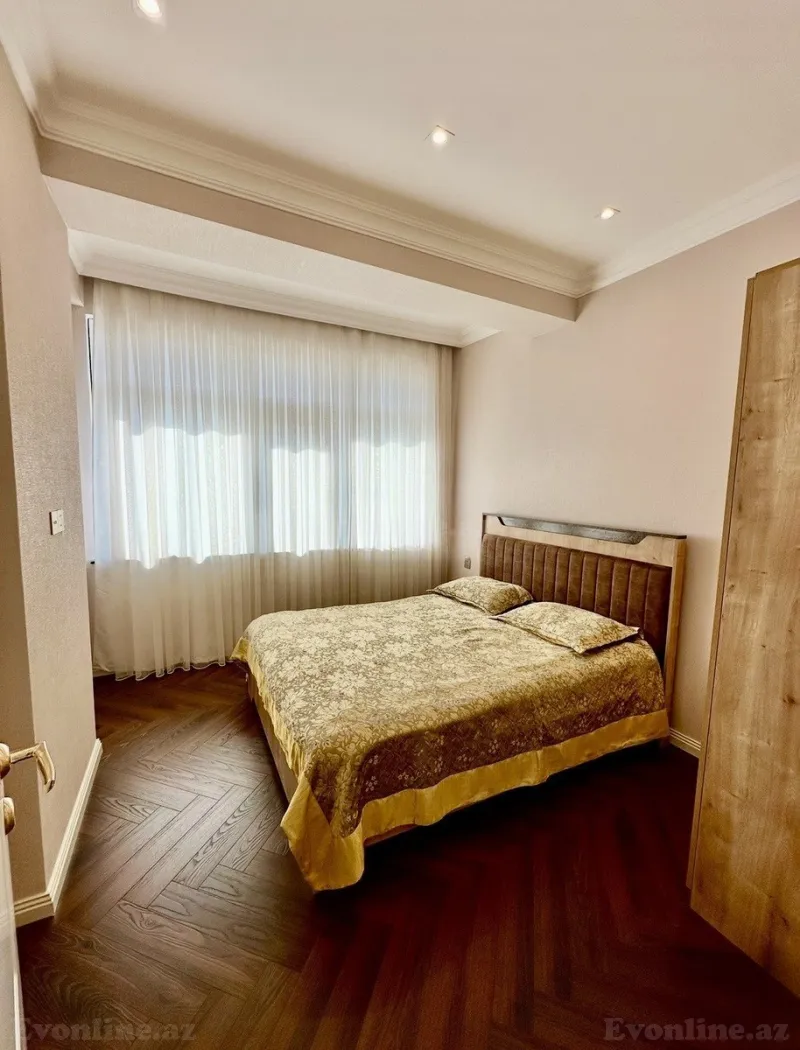 Satılır 3 otaqlı Mənzil Yeni tikili 106 m² Qara Qarayev m. - şəkil 8