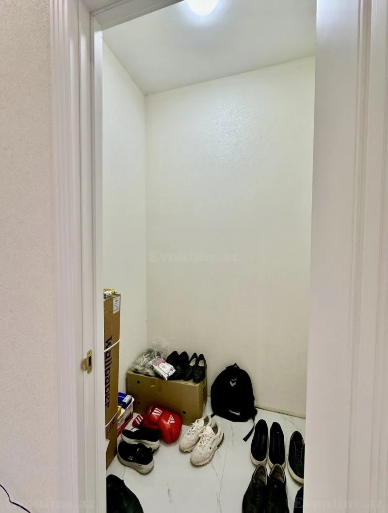 Satılır 3 otaqlı Mənzil Yeni tikili 106 m² Qara Qarayev m. - şəkil 17