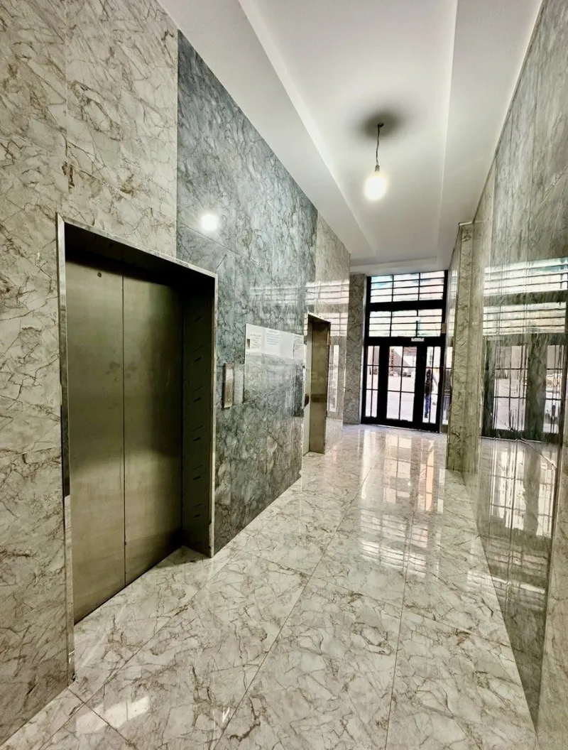 Satılır 3 otaqlı Mənzil Yeni tikili 106 m² Qara Qarayev m. - şəkil 19