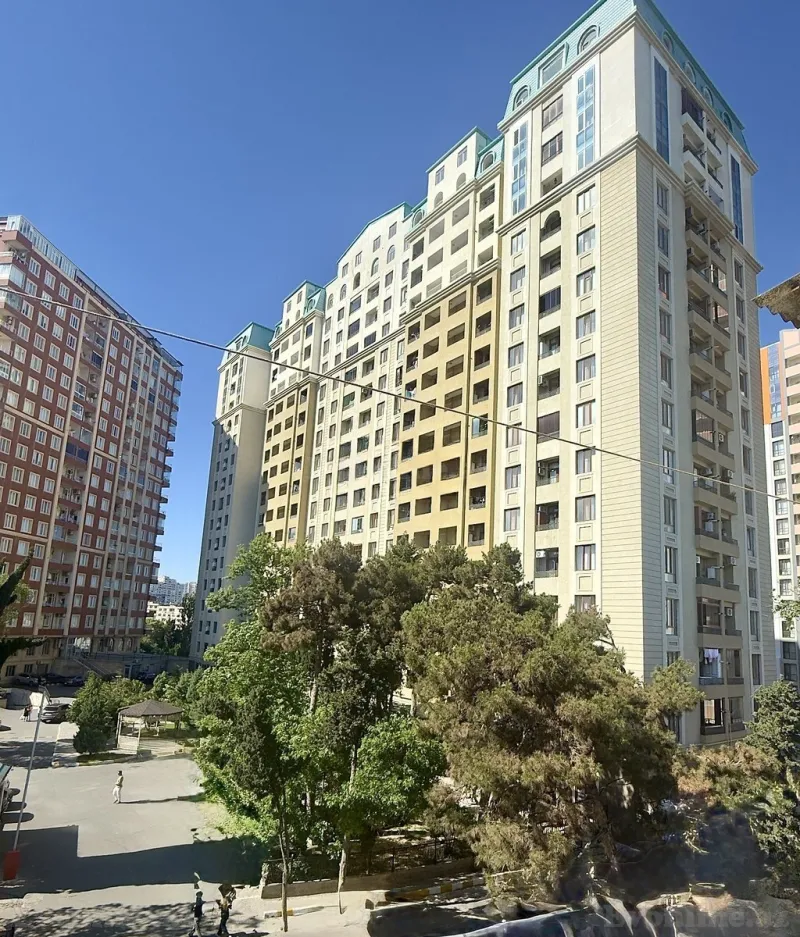 3 otaqlı Mənzil 125 m² Memar Əcəmi m. Satılır