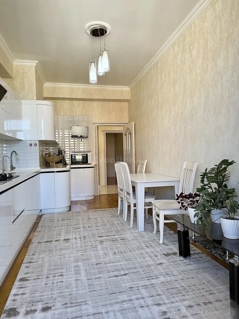 Satılır 3 otaqlı Mənzil Yeni tikili 125 m² Memar Əcəmi m. - şəkil 16