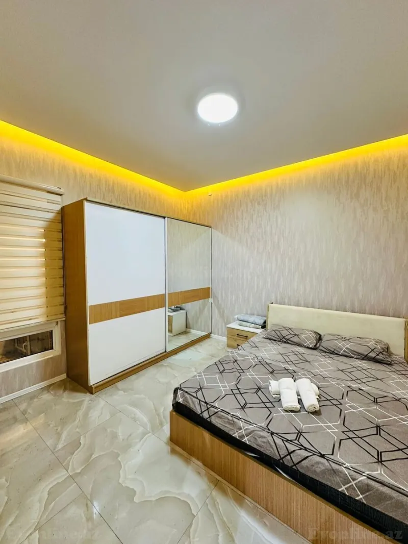 Kirayə verilir 4 otaqlı Həyət evi 150 m² Şüvəlan - şəkil 12