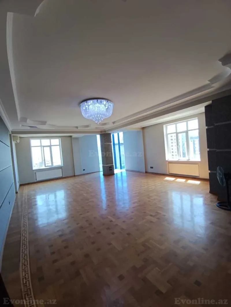 Satılır 4 otaqlı Mənzil Yeni tikili 220 m² 28 May m. - şəkil 3