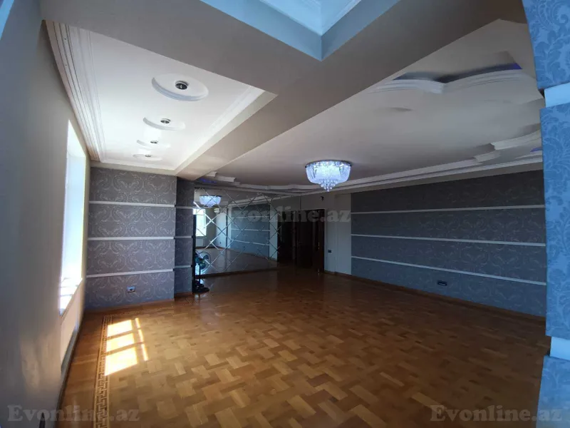 Satılır 4 otaqlı Mənzil Yeni tikili 220 m² 28 May m. - şəkil 4