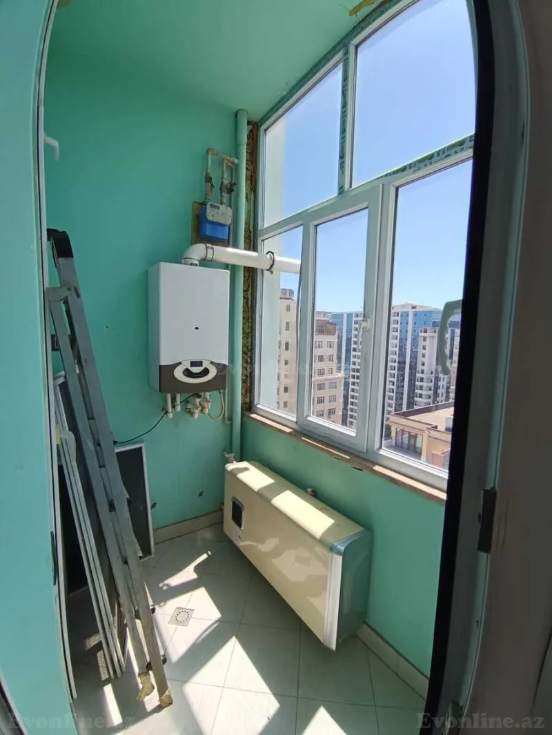 Satılır 4 otaqlı Mənzil Yeni tikili 220 m² 28 May m. - şəkil 23