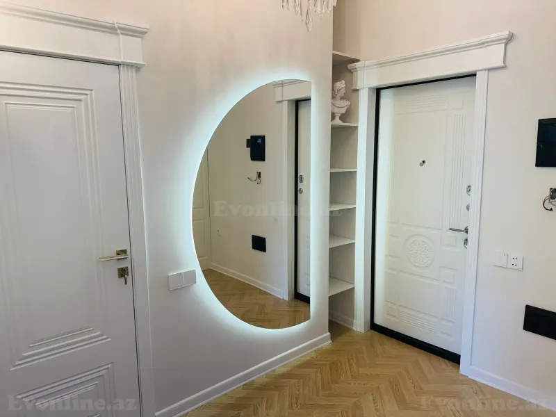 2 otaqlı Mənzil 90 m² Xətai r. Kirayə verilir